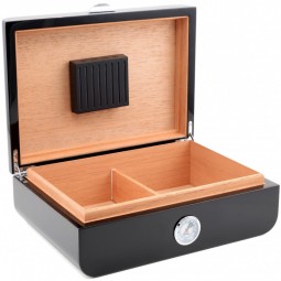 HUMIDOR - Cave à cigares MYON Noir & Carbone HUMIDOR - Cave à cigares MYON Noir & Carbone